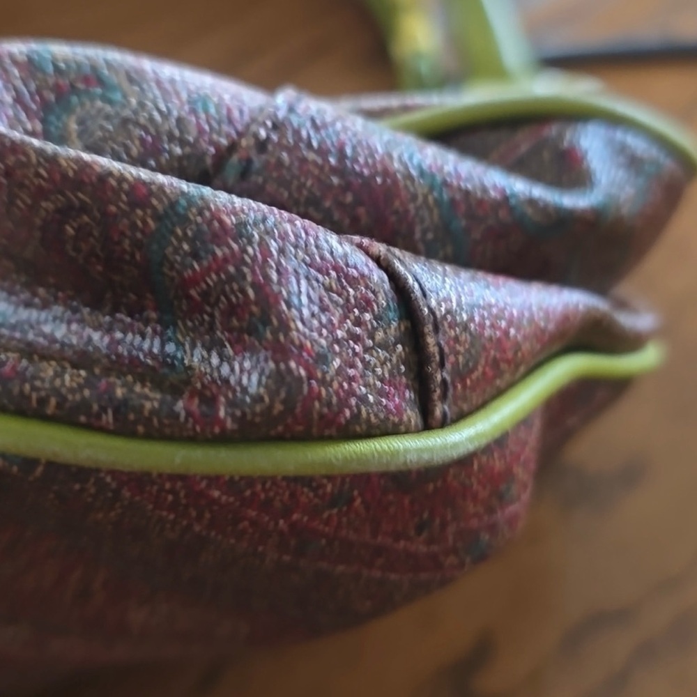 Etro Milano Gorgeous Hobo Style Handbag - Picture 9 of 13